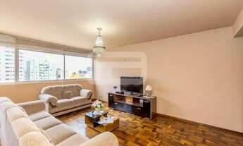 Imagem 2: Apartamento 4 dormitórios sendo 1 suíte no Centro de Curitiba