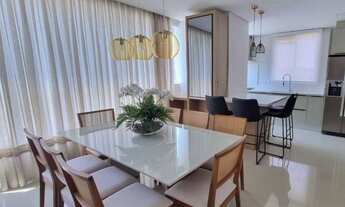 Imagem 2: Apartamento Mobiliado no Centro de Balneario Camboriu x imóvel em Curitiba