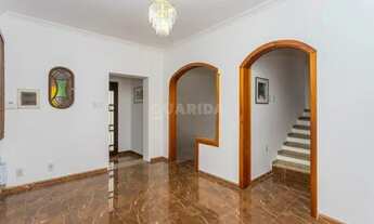 Imagem 4: Casa de 04 dormitórios sendo uma suíte no Bairro Menino Deus