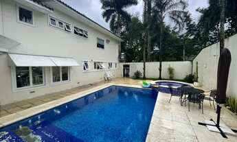 Imagem 2: Casa de condomínio para aluguel possui 650 metros quadrados com 6 quartos