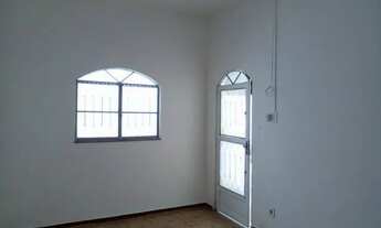 Imagem 4: Ótimo Local ! Casa com 2 dormitórios