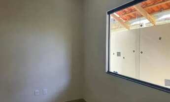 Imagem 2: Casa nova à venda próxima à comércios