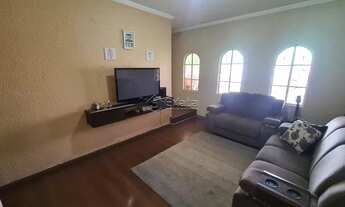 Imagem 2: SOROCABA - Casa Padrão - JARDIM MARIA ANTÔNIA PRADO