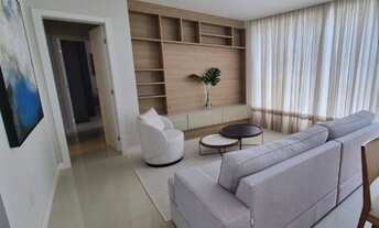 Imagem 4: Apartamento Mobiliado no Centro de Balneario Camboriu x imóvel em Curitiba