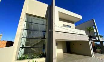 Imagem: SOBRADO DE ÓTIMO PADRÃO À VENDA NO CONDOMÍNIO