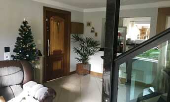 Imagem 2: Maravilhoso sobrado, 4 dormitórios com 1 suíte com banheira dupla, 3 banheiros 4 vagas d