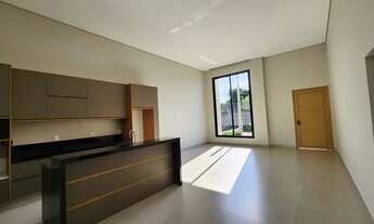 Imagem 3: Casa de condomínio para venda possui 174 metros quadrados com 3 quartos