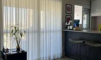 Imagem 3: Apartamento mobiliado para locação, com 1 suíte e sala ampliada, 1 vaga, edifício moderno