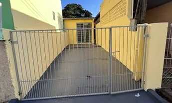 Imagem: Casa com garagem no centro de Ponta Porã