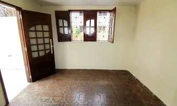 Imagem 7: Casa para venda possui 100 metros quadrados com 2 quartos em São Gonçalo - Salvador - BA