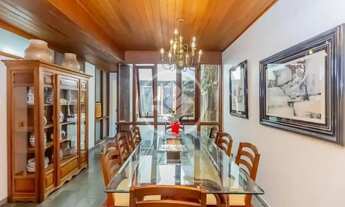 Imagem 6: Casa à venda em Moema 4 dormitórios, 2 suítes, living amplo e localização privilegiada. co