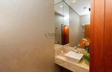 Imagem 11: Casa mobiliada à venda e/ou para locação no Condomínio Pitanguá 4 quartos (3 suítes), 275