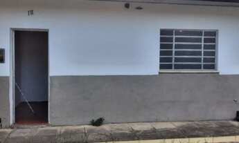 Imagem: Alugo casa em condomínio fechado com 2/4