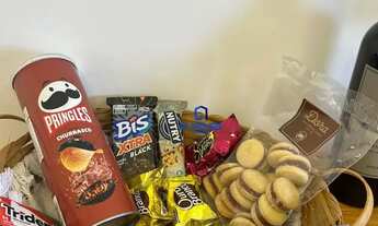 Imagem 2: Imóvel para venda tem 380 metros quadrados com 8 quartos