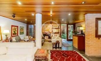 Imagem 5: Casa à venda em Moema 4 dormitórios, 2 suítes, living amplo e localização privilegiada. co