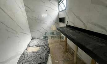 Imagem 3: Casa com 4 quartos, sendo 3 suítes, piscina e 2 vagas cobertas á venda no bairro Trevo