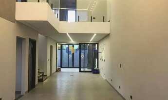 Imagem: Sobrado com 3 quartos à venda, 239 m²