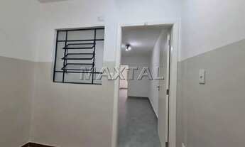 Imagem 3: Apartamento reformado com 80m². tendo 2 Quartos, sala, cozinha, banheiro e área de serviço