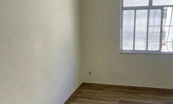 Imagem 2: Aluga-se apartamento com três quartos SUITE, alvares de azevedo, próximo ao hortifruti