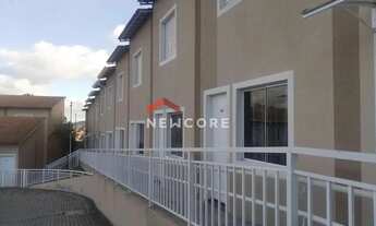 Imagem: Casa de condomínio em Rua Benedito Maia