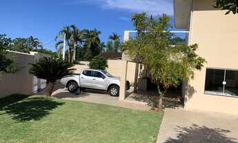 Imagem 6: Sobrado para venda possui 165 metros quadrados com 4 quartos em Solemar - Praia Grande - S