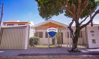 Imagem 2: Casa com 3 dormitórios para alugar, 204 m² por R$ 2.500,00/mês - Centro - Araraquara/SP