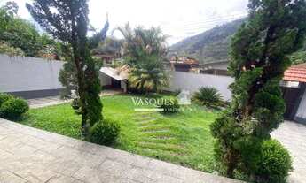 Imagem 3: Casa com 4 dormitórios para alugar, 150 m² por R$ 4.900/mês - Jardim Meudon - Teresópolis