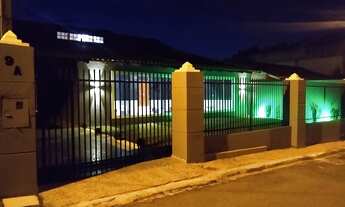 Imagem 2: ?Torrando? casa condomínio fechado e com piscina