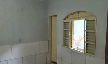 Imagem 2: Alugo residência de fundos na QNM 04 CONJ C