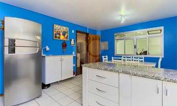 Imagem 5: Casa de 245m², 5 quartos, 4 vagas, espaço gourmet, edícula