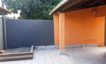 Imagem 3: Casa para aluguel tem 189 metros quadrados com 3 quartos em Jardim Petrolar - Alagoinhas