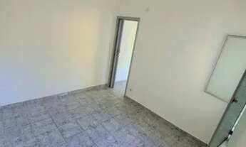 Imagem 5: Alugo excelente casa em Cavalcanti, rua tranquila