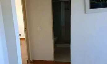 Imagem 5: Aparentemente Apartamento com 2 dormitórios