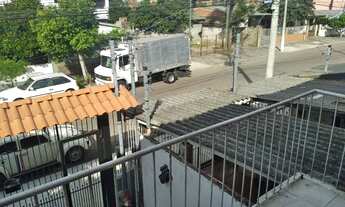 Imagem 6: Sobrado JK Quarto com aluguel por R$750 /mês