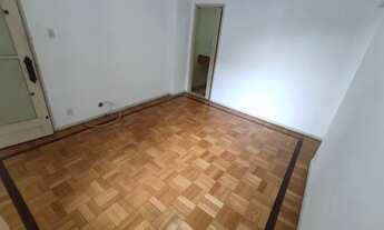 Imagem 2: Apartamento para aluguel tem 65 metros quadrados com 2 quartos em Tijuca - Rio de Janeiro