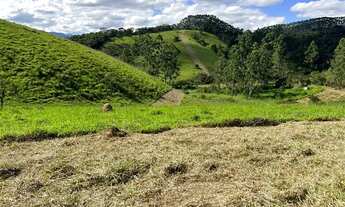 Imagem: Lote/Terreno para venda possui 600 metros