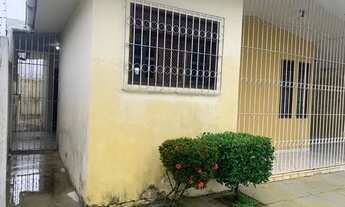 Imagem 3: Alugo casa residencial no bairro duro, por trás da hiper comercial, com 3 quartos sendo 1