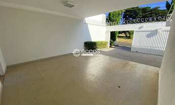 Imagem 2: Excelente casa com 4 quartos para locação no Bairro Gávea