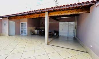 Imagem 2: Casa para venda com 120 metros quadrados com 3 quartos em Caiçara - Praia Grande - SP