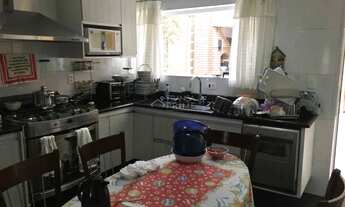 Imagem 3: Maravilhoso sobrado, 4 dormitórios com 1 suíte com banheira dupla, 3 banheiros 4 vagas d