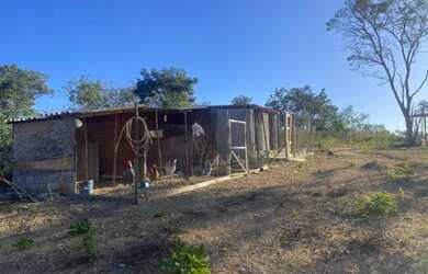 Imagem 6: Haras 11ha,casa sede inacabada, casa caseiro, rio nos fundos, galpão, Sete Lagoas