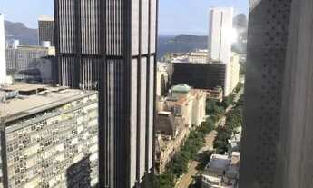 Imagem 7: Linda Sala Comercial de 36m2 - Completamente Reformada