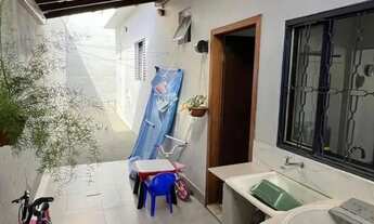 Imagem 7: Oportunidade única! Casa de 3 quartos na rua Santa Maria