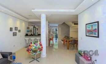 Imagem 6: Casa com 03 dormitórios, 01 suíte, pátio, terraço com churrasqueira e vaga de garagem para