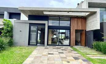 Imagem 2: Casa mobiliada com 03 suítes no Condomínio Blue Xangri-Lá REF