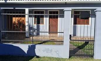 Imagem 2: Ótima casa, 2 dorm c/ garagem p/ 2 carros no Bairro Parque Pinheiro Machado