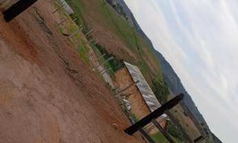 Imagem: Vendo ou troco terreno