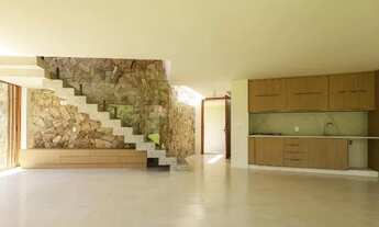 Imagem 6: Casa nova de alto padrão, com acesso a duas praias particulares