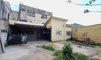 Imagem 2: Casa para aluguel no bairro Barreiro de 2 quartos