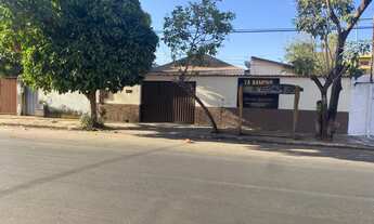 Imagem 2: 3 Lotes com Casas simples 420,00m² cada em frente a praça do Criméia Oeste, 3 Casas St Cri